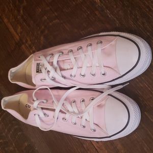 Converse Pink low top unisex sneakers Men's Size 13 Women's Size 15